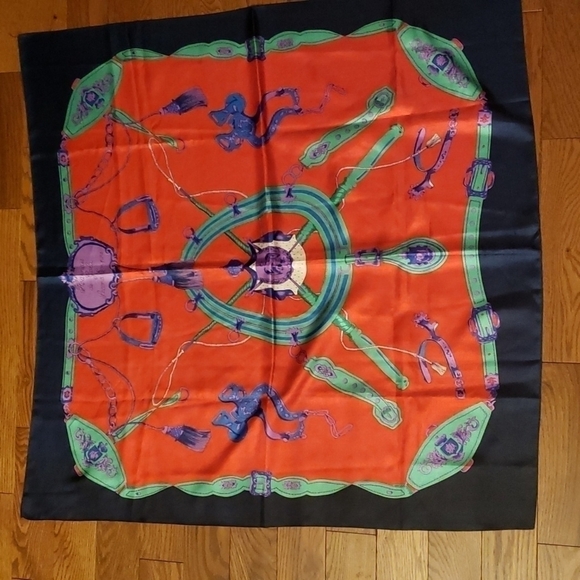 𝅺scarf 34 x 34 inches  Harnais de Gala second empire. - Picture 1 of 5